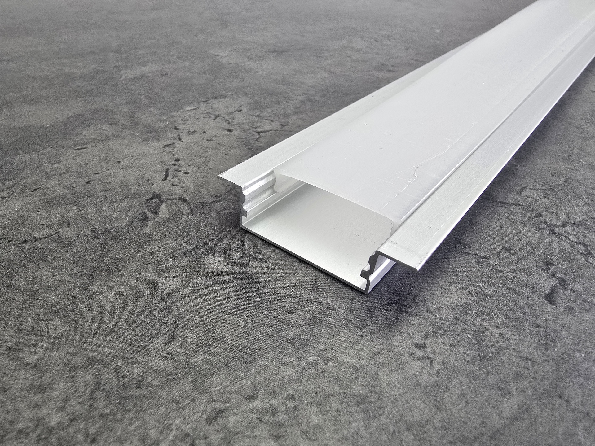 20250904_103151 Wide-Format Recessed Aluminium LED Profile (1m) - Max Coverage, Max PCB 27mm - Includes End Caps & Clips - Image 1